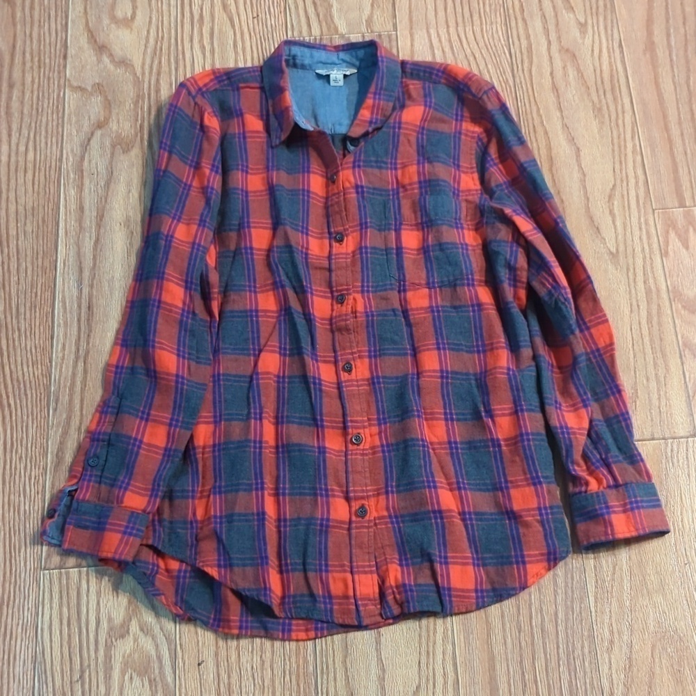 Red and blue plaid flannel button-down shirt, 100% cotton, Lucky Brand women's L